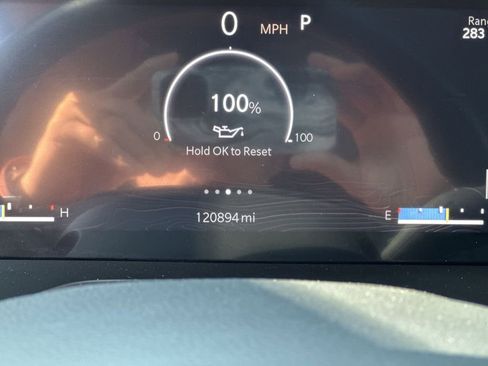 Used 2021 Jeep Grand Cherokee L Laredo w/ Luxury Tech Group I image 12