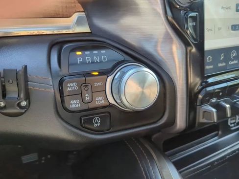 Used 2022 RAM 1500 Limited AWD/4WD image 21