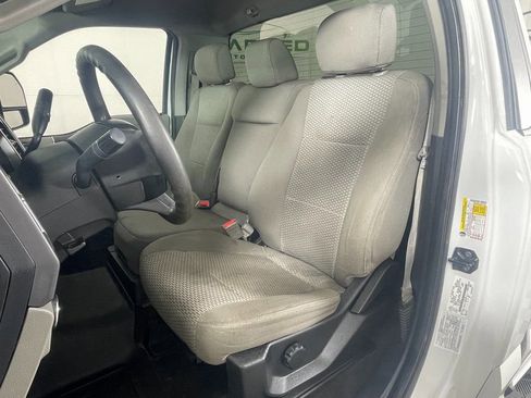 Used 2018 Ford F350 XLT w/ Snow Plow Prep Package image 20