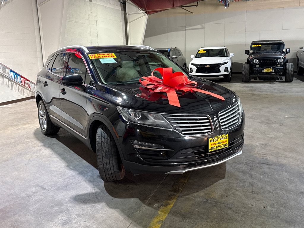 Used 2015 Lincoln MKC FWD w/ Equipment Group 101A Select image 2
