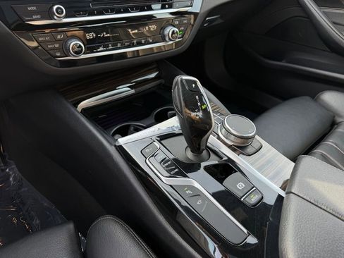 Used 2019 BMW 540i RWD image 22