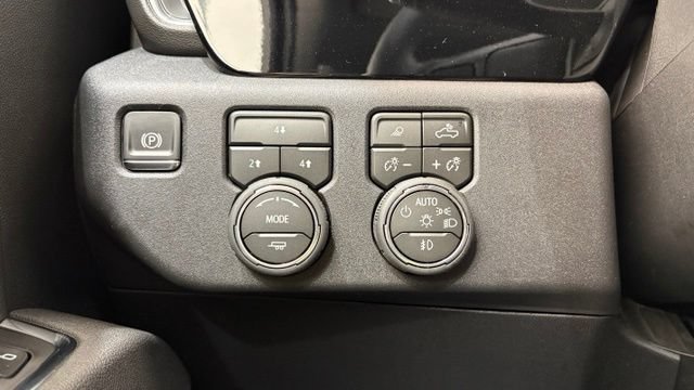 New 2026 Chevrolet Silverado 2500 LT AWD/4WD image 33