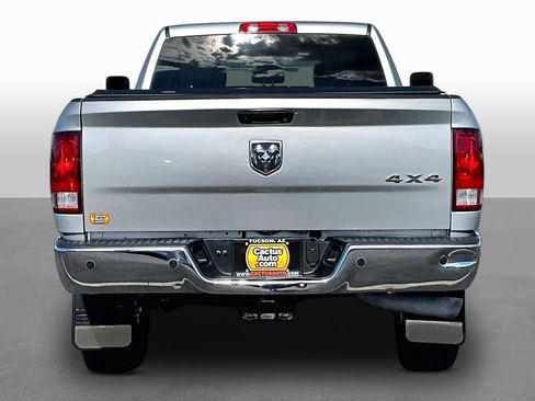 Used 2018 RAM 2500 Tradesman w/ Chrome Appearance Group AWD/4WD image 4