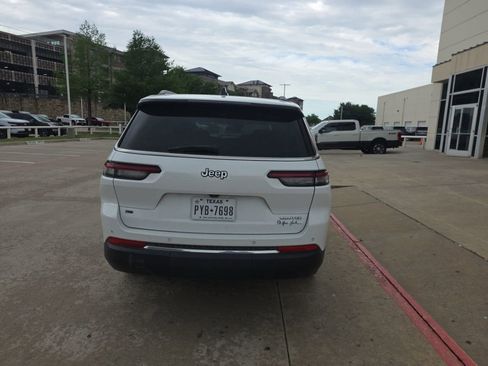 Used 2021 Jeep Grand Cherokee L Limited RWD image 8