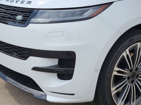 New 2026 Land Rover Range Rover Sport Dynamic SE image 5