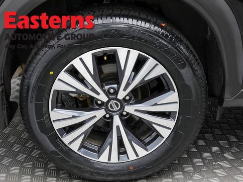 Used 2021 Nissan Rogue SV image 50