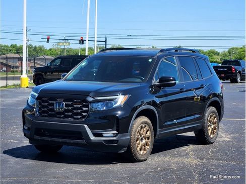 Used 2023 Honda Passport TrailSport image 5