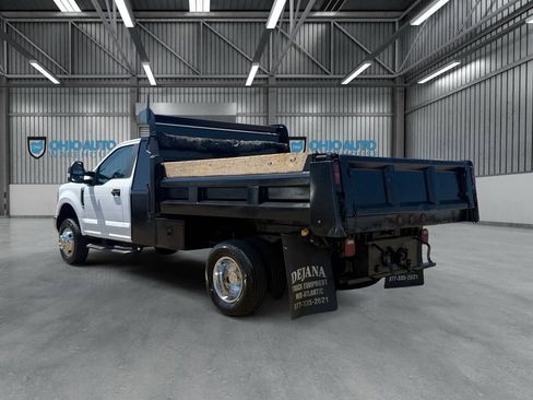 Used 2017 Ford F350 XL w/ Power Equipment Group AWD/4WD image 5