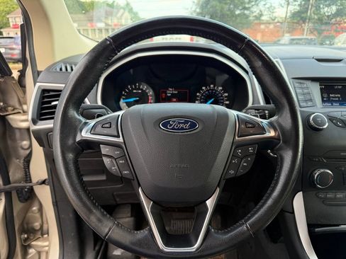 Used 2017 Ford Edge SEL AWD/4WD image 14