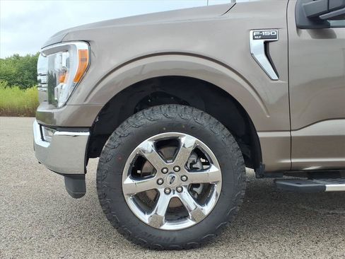 Used 2023 Ford F150 XLT w/ Equipment Group 302A High AWD/4WD image 5