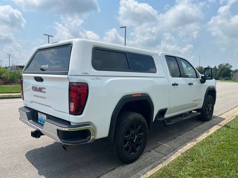 Used 2024 GMC Sierra 2500 Pro w/ Convenience Package AWD/4WD image 3