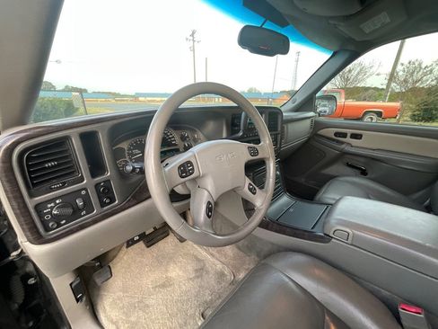 Used 2003 GMC Sierra 1500 Denali image 16