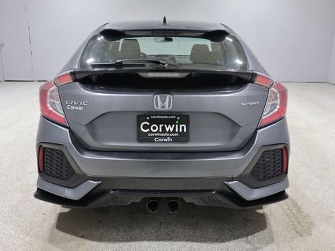 Used 2017 Honda Civic Sport image 3