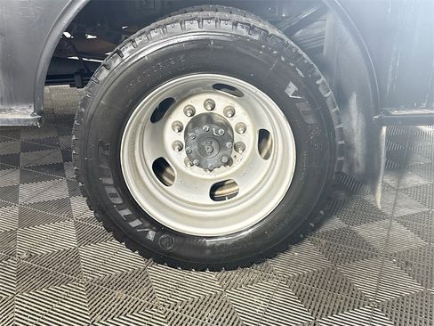 Used 2022 RAM 4500 Tradesman w/ Chrome Appearance Group image 34