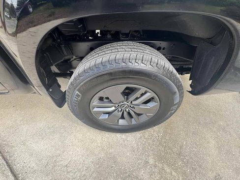 Used 2026 Nissan Frontier SV w/ All-Weather Content Package AWD/4WD image 33