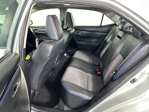 Used 2018 Toyota Corolla SE w/ SE Premium Package image 25