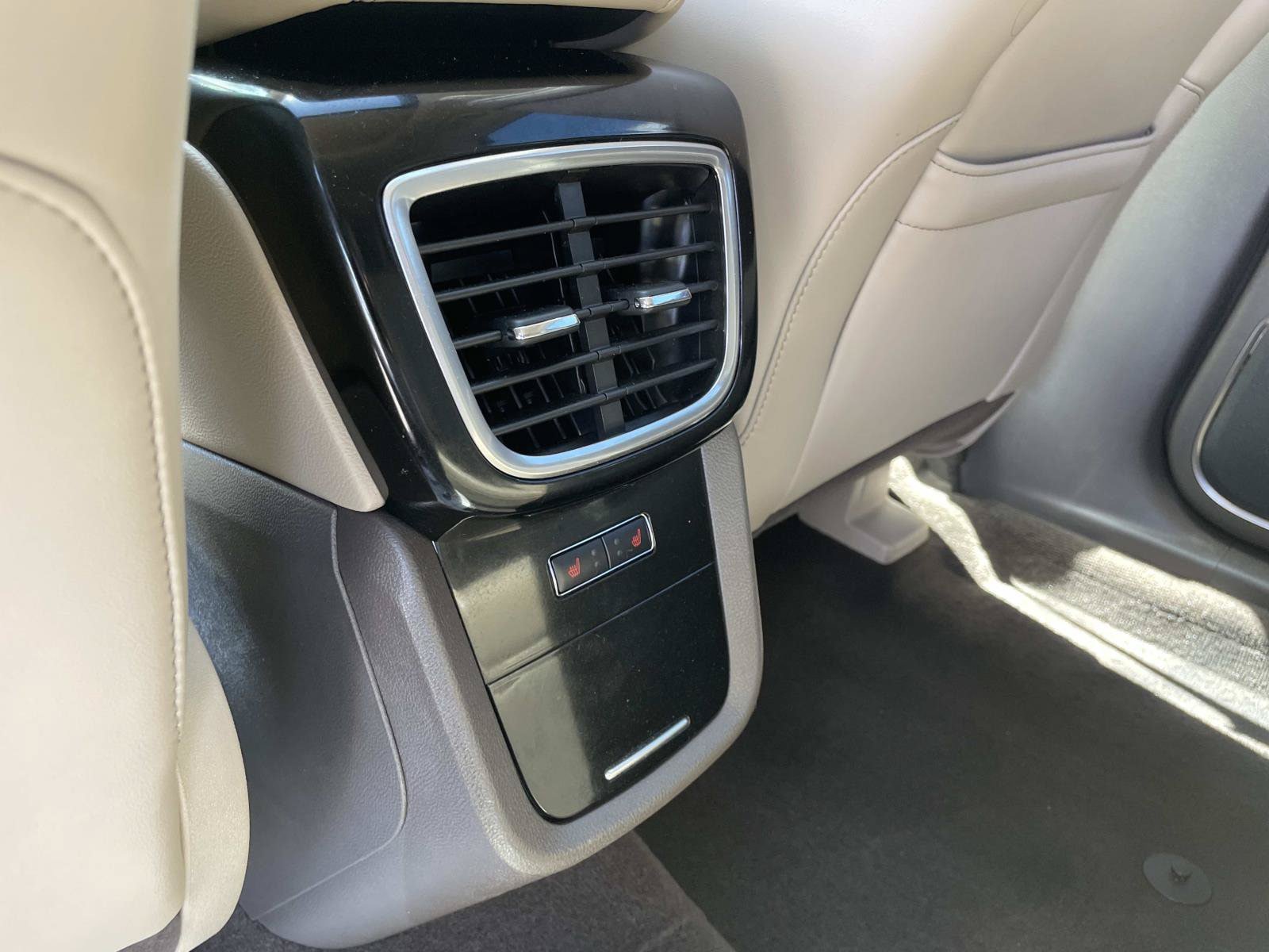 Certified 2023 Lincoln Nautilus Reserve w/ Luxury Package AWD/4WD image 23