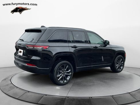 New 2026 Jeep Grand Cherokee Limited AWD/4WD image 3