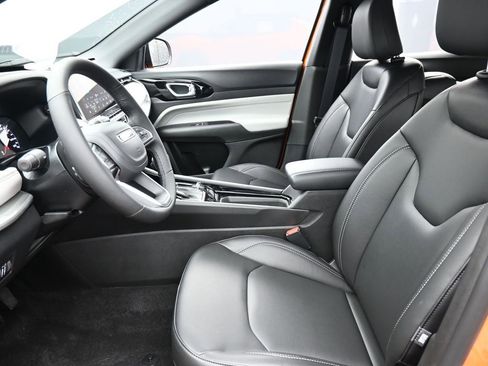 New 2026 Jeep Compass Limited image 11