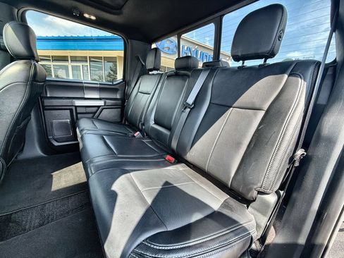Used 2019 Ford F150 Lariat w/ Equipment Group 502A Luxury AWD/4WD image 23