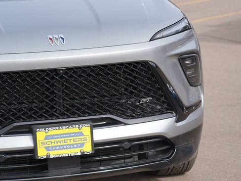 Used 2025 Buick Enclave Sport Touring image 9