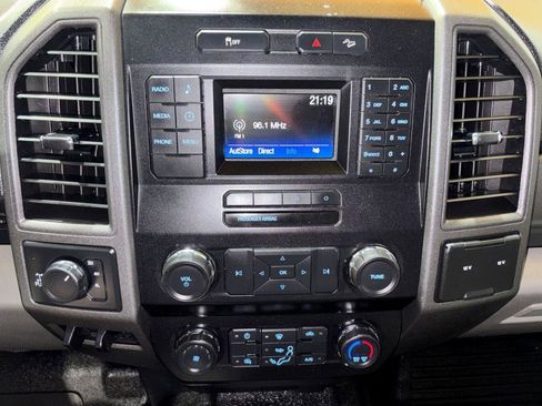 Used 2019 Ford F250 XL w/ Power Equipment Group AWD/4WD image 19