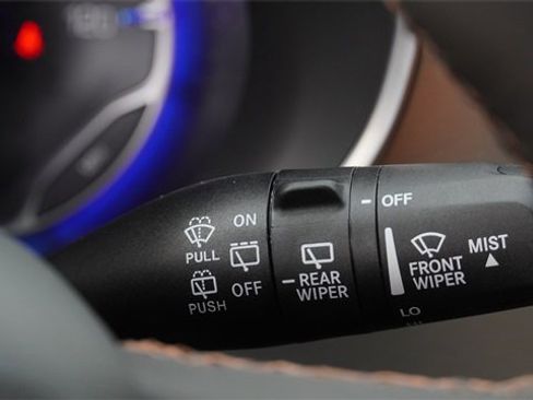 New 2026 Chrysler Pacifica Pinnacle image 32