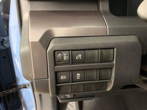 New 2026 Toyota Tacoma SR5 AWD/4WD image 17