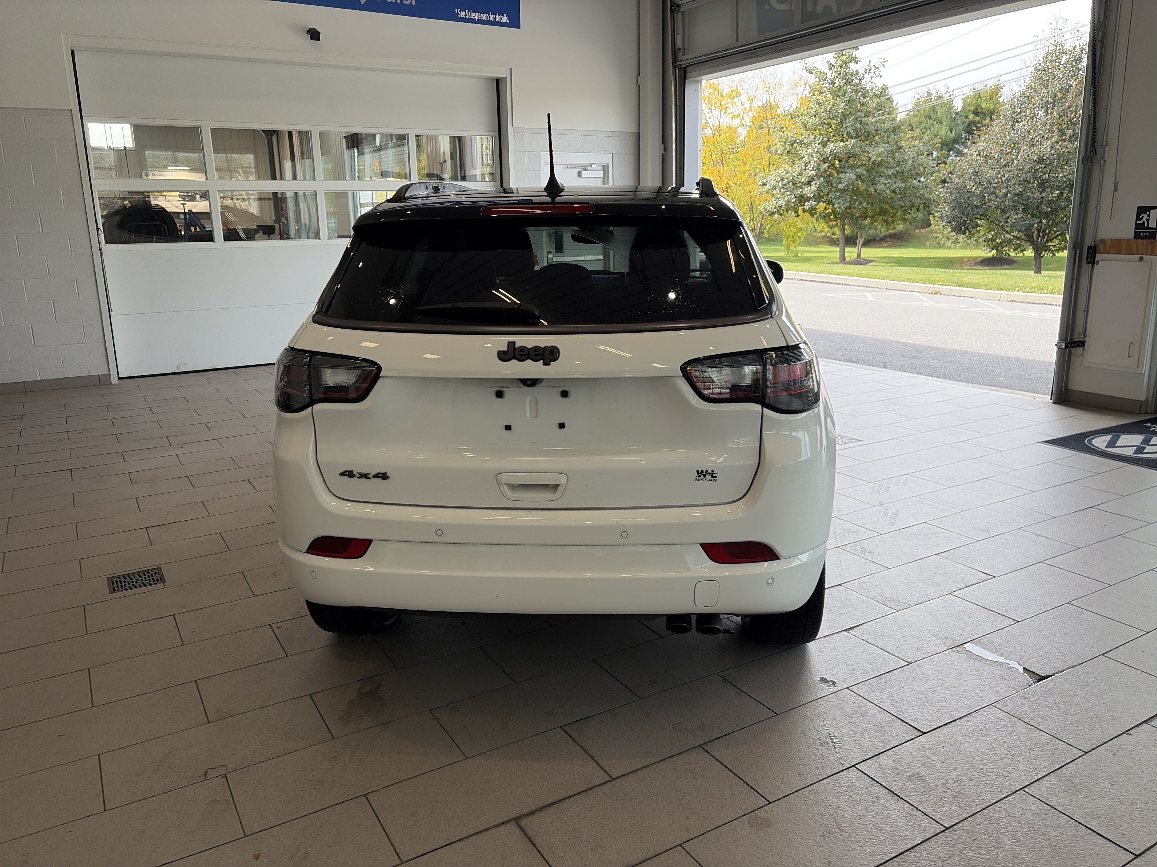 Used 2022 Jeep Compass High Altitude AWD/4WD image 5