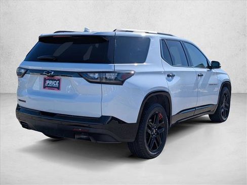 Used 2021 Chevrolet Traverse Premier w/ Redline Edition image 5