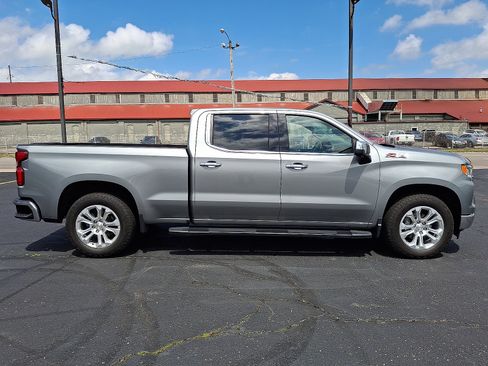 Used 2023 Chevrolet Silverado 1500 LTZ AWD/4WD image 18