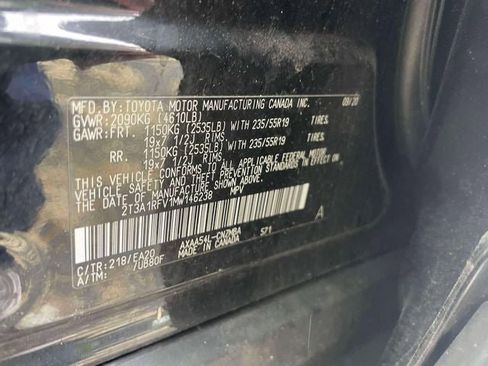 Certified 2021 Toyota RAV4 XLE Premium AWD/4WD image 19