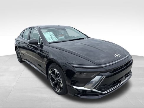New 2026 Hyundai Sonata SEL image 2