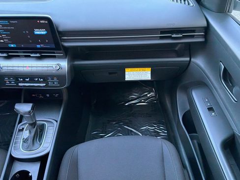 Used 2025 Hyundai Kona SEL FWD image 31