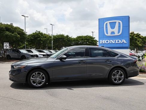 Used 2024 Honda Accord EX image 4