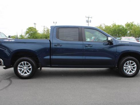 Certified 2023 Chevrolet Silverado 1500 LT AWD/4WD image 8