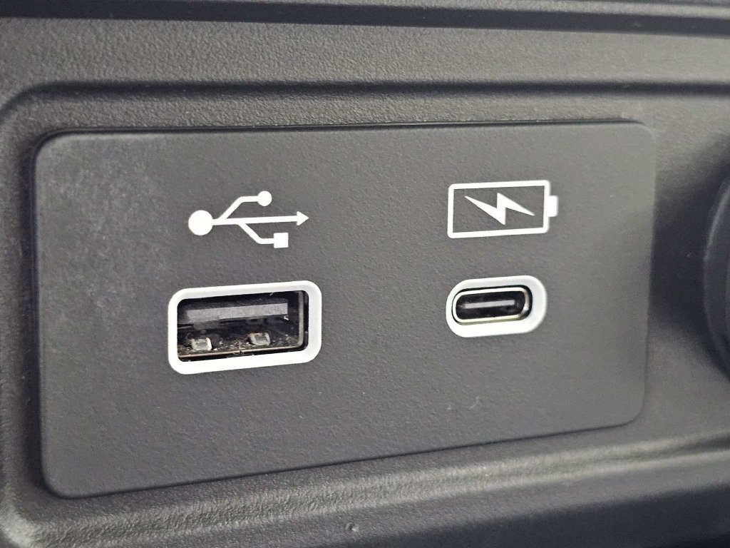 Used 2025 Honda Pilot EX-L image 23