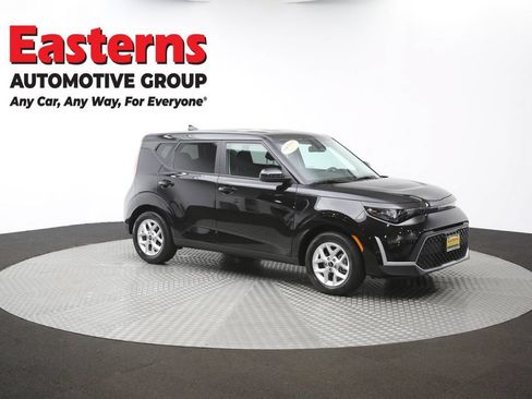 Used 2025 Kia Soul LX w/ LX Technology Package FWD image 46