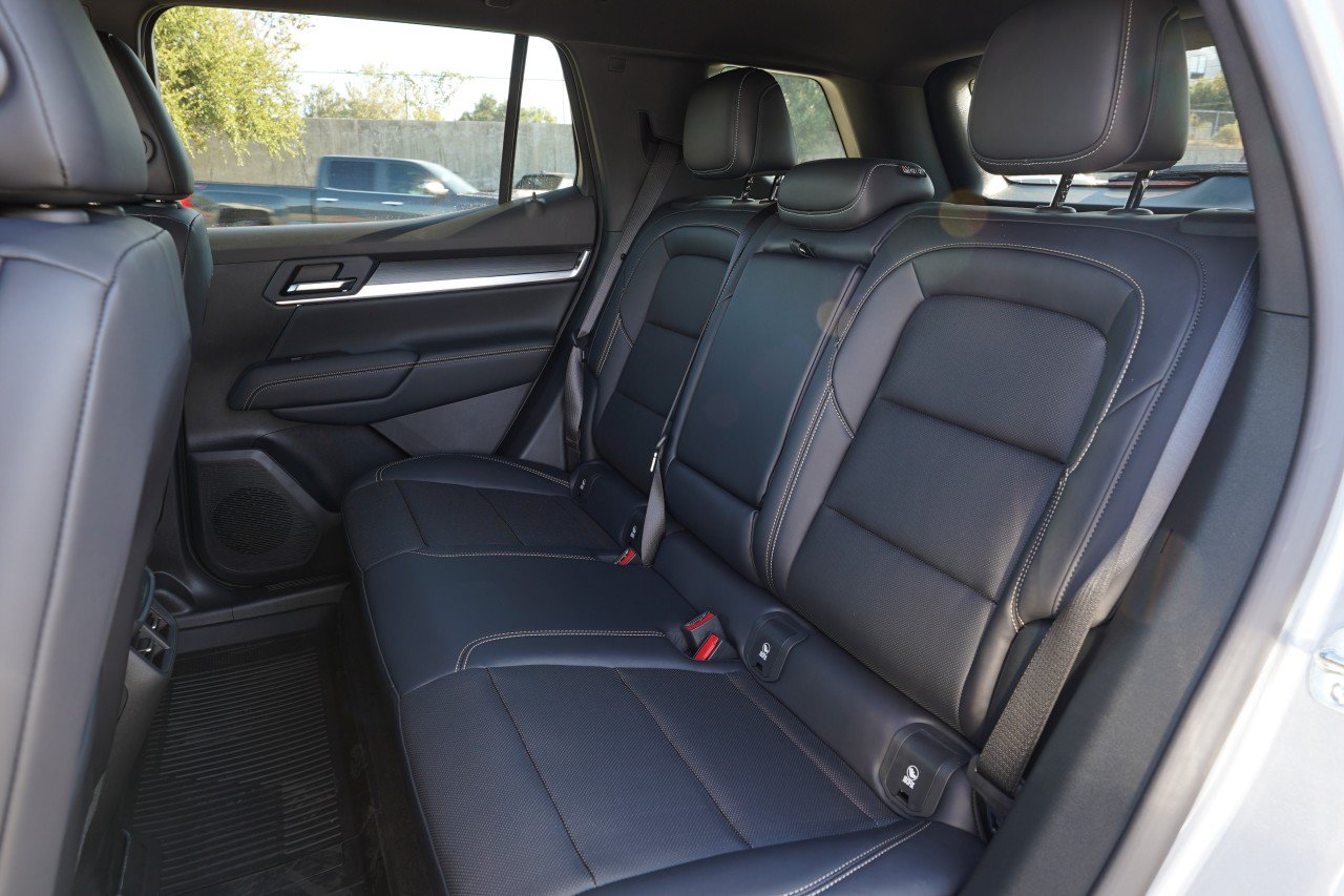New 2027 GMC Terrain Elevation w/ Elevation Premium Package FWD image 20