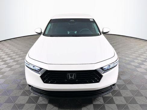Used 2023 Honda Accord LX image 2