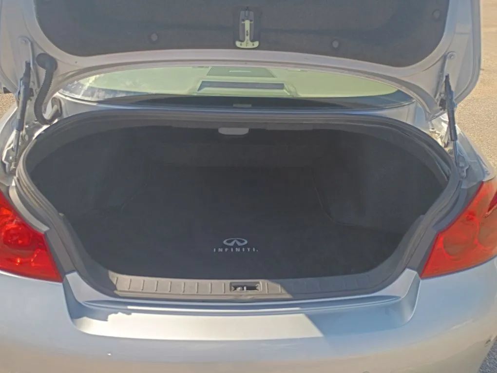 Used 2013 INFINITI G37 Journey w/ Premium Pkg RWD image 17
