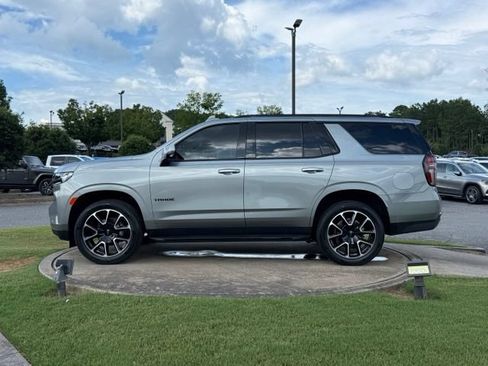 Used 2024 Chevrolet Tahoe RST w/ Luxury Package RWD image 18