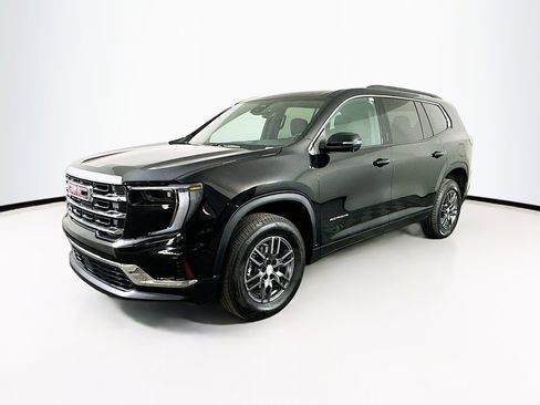 Used 2025 GMC Acadia Elevation image 3