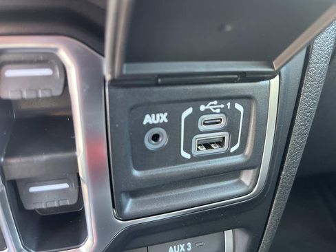 New 2025 Jeep Gladiator Rubicon image 25