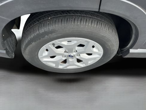 Used 2020 Subaru Forester w/ Alloy Wheel Package AWD/4WD image 11