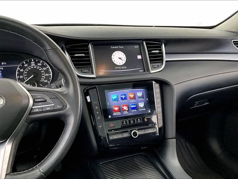 Used 2019 INFINITI QX50 Luxe w/ Cargo Package FWD image 8