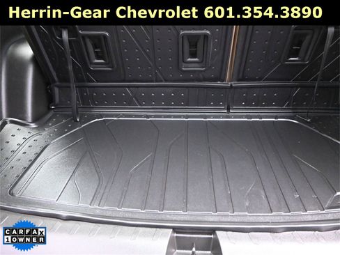 Used 2023 Chevrolet Traverse Premier w/ LPO, Floor Liner Package image 13