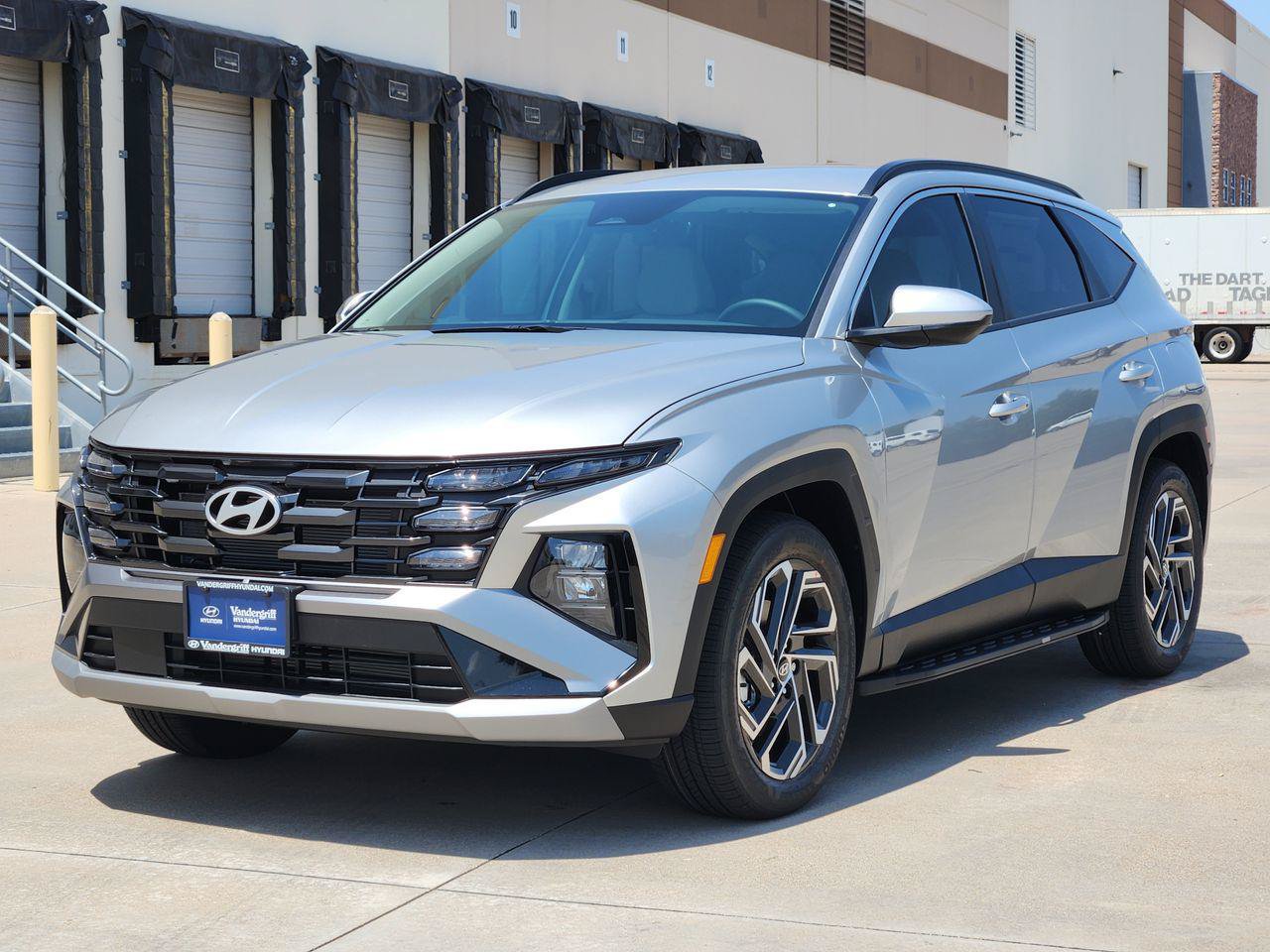 New 2026 Hyundai Tucson SEL Plus FWD image 2