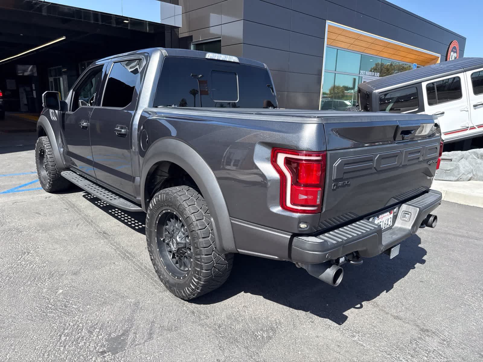 Used 2020 Ford F150 Raptor w/ Equipment Group 802A Luxury AWD/4WD image 17