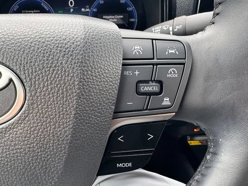 Certified 2025 Toyota Camry XLE AWD/4WD image 21